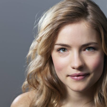 Willa Fitzgerald Nude: See Sexy Naked Photos & Top Videos